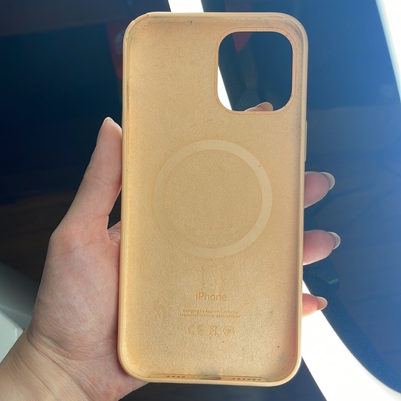 Official Apple 12 Pro Max Iphone Case Cantaloupe color - Picture 5 of 6